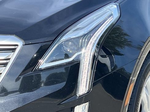 Used 2017 Cadillac XT5 Premium Luxury AWD/4WD image 9