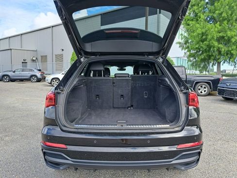 Used 2022 Audi Q3 2.0T Premium w/ Convenience Package AWD/4WD image 24
