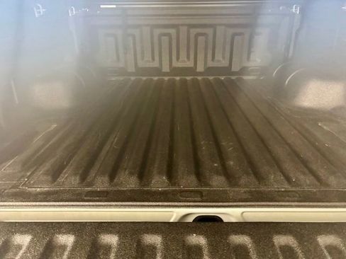 Used 2023 Ford Ranger Lariat w/ Tremor Off-Road Package AWD/4WD image 32