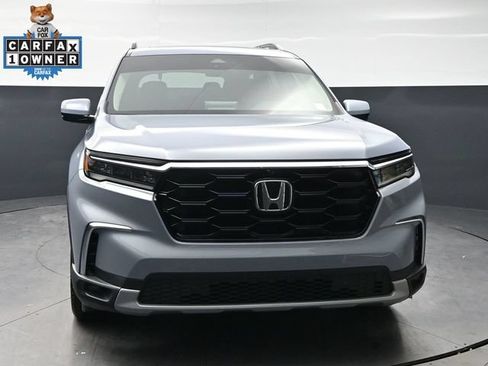 Used 2023 Honda Pilot Elite image 2