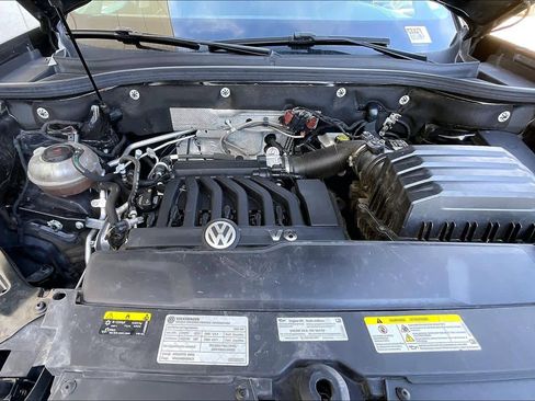 Used 2021 Volkswagen Atlas SE image 30