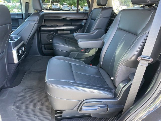 Used 2024 Ford Expedition XLT AWD/4WD image 7