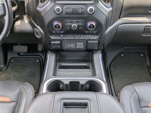 Used 2022 GMC Sierra 2500 AT4 AWD/4WD image 19
