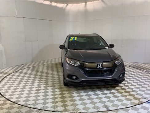 Used 2021 Honda HR-V Sport image 3