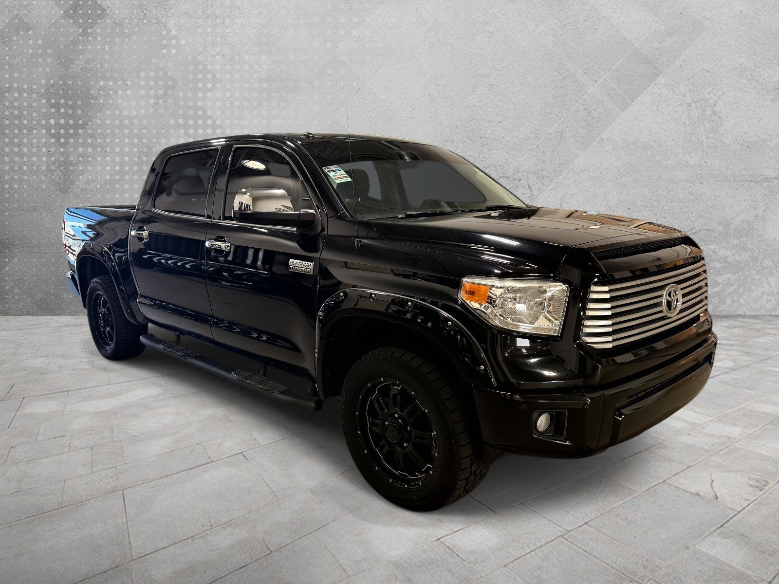 Used 2017 Toyota Tundra Platinum AWD/4WD image 1