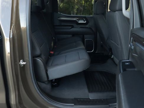 Used 2023 Chevrolet Silverado 1500 LT image 28