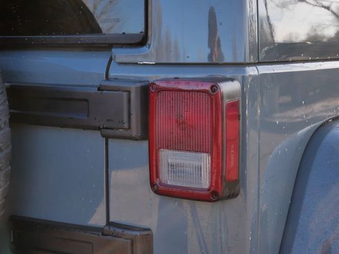 Used 2014 Jeep Wrangler Unlimited Sahara w/ Dual Top Group image 52