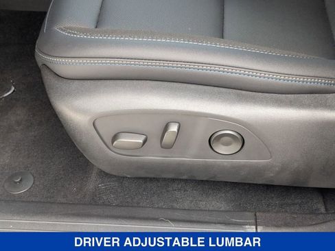 New 2025 Chevrolet Equinox EV LT image 14