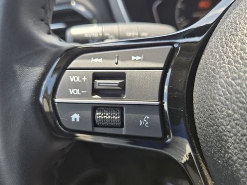 Used 2024 Honda Pilot Touring image 25