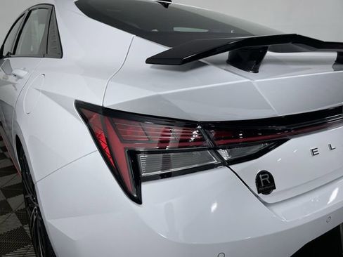 Used 2022 Hyundai Elantra N Base image 35