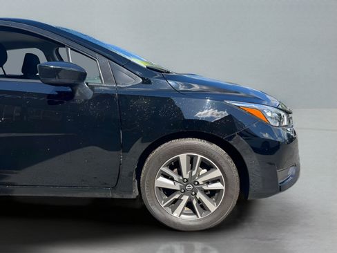 Used 2025 Nissan Versa SV FWD image 27