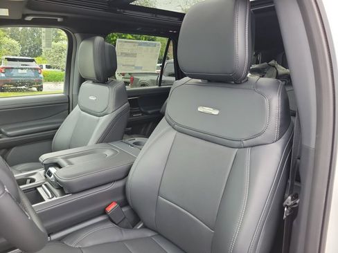 New 2026 Ford Expedition Max Platinum w/ Stealth Appearance Package AWD/4WD image 21