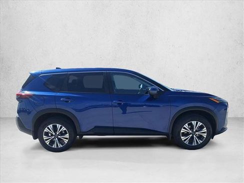 Used 2023 Nissan Rogue SV FWD image 4