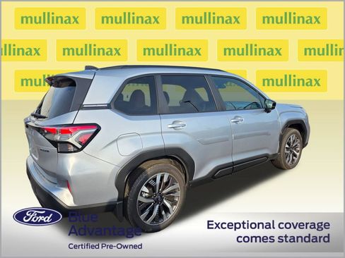 Used 2026 Subaru Forester Touring AWD/4WD image 3