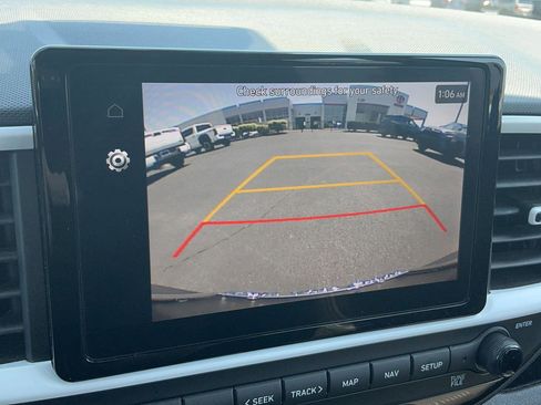 Certified 2023 Hyundai Venue Limited FWD image 22