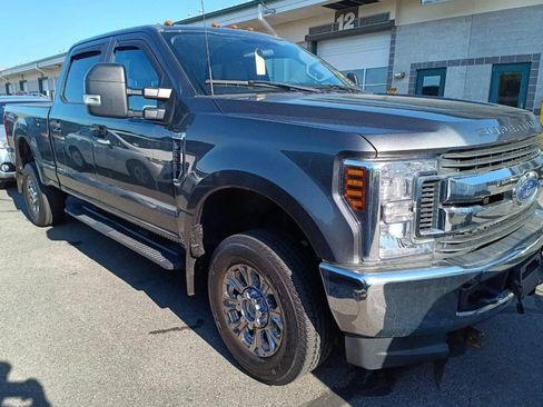 Used 2018 Ford F250 XL w/ STX Appearance Package AWD/4WD image 1