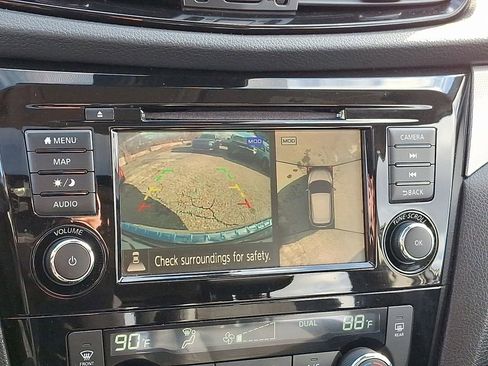 Used 2020 Nissan Rogue Sport SL w/ Premium Package image 20