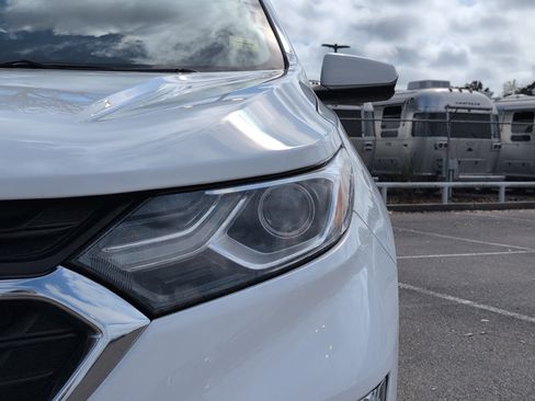 Used 2021 Chevrolet Equinox LT image 13