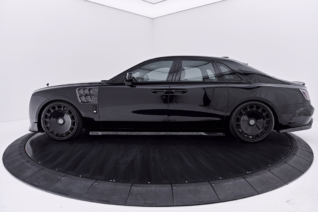 Used 2026 Rolls-Royce Ghost AWD/4WD image 16