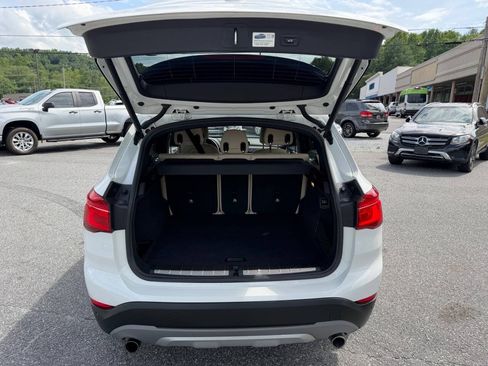 Used 2018 BMW X1 xDrive28i AWD/4WD image 21