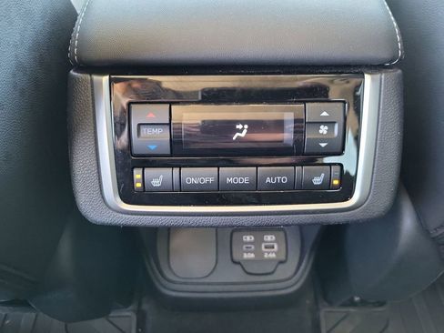 Used 2023 Subaru Ascent Limited w/ Technology Package AWD/4WD image 28
