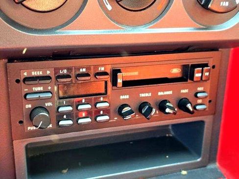 Used 1988 Ford Mustang LX image 25