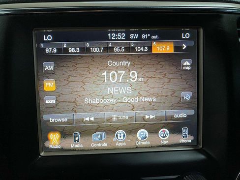 Used 2017 Jeep Grand Cherokee Limited w/ Luxury Group II image 22