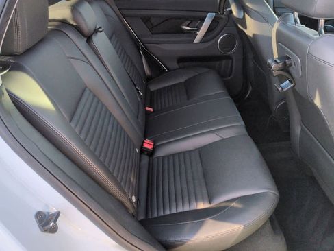 Used 2025 Land Rover Discovery Sport S image 21