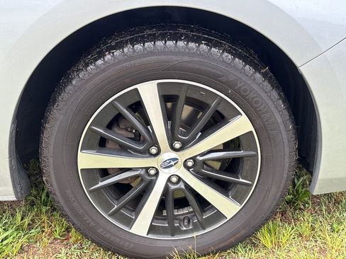 Used 2020 Subaru Impreza 2.0i Premium AWD/4WD image 11
