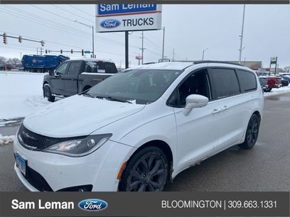 Used 2019 Chrysler Pacifica Touring-L Plus w/ Advanced Safetytec Group