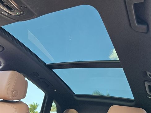 Used 2023 Audi Q5 2.0T Premium w/ Convenience Package image 19