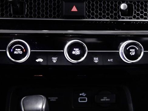 Used 2022 Honda Civic Sport image 28