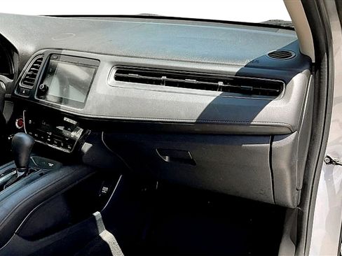 Used 2020 Honda HR-V EX image 17