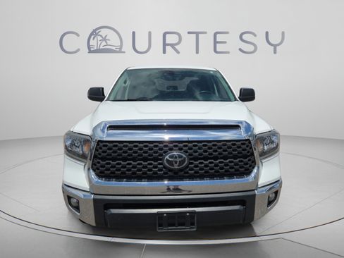 Used 2021 Toyota Tundra SR5 RWD image 8