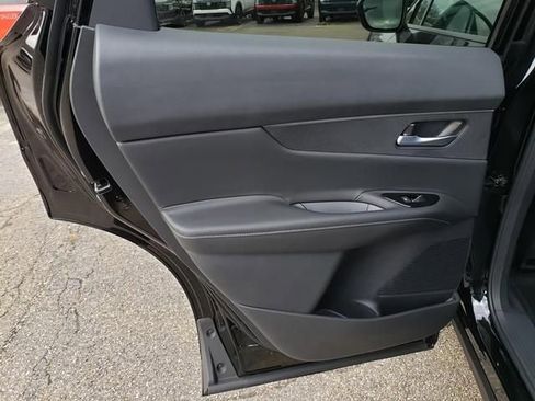 New 2026 Nissan Murano SV image 15