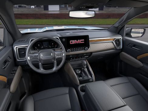New 2026 GMC Canyon Denali image 15