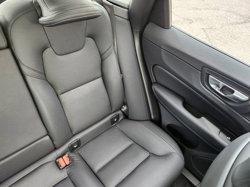 Certified 2025 Volvo XC60 B5 Plus AWD/4WD image 41