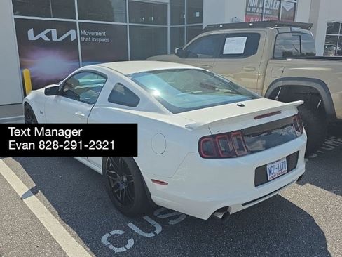Used 2013 Ford Mustang GT Premium w/ Comfort Pkg RWD image 21