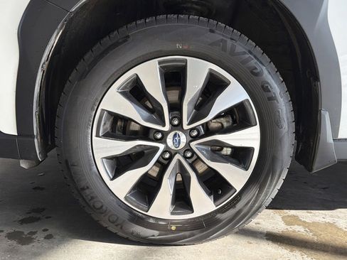 Certified 2025 Subaru Outback Touring image 14