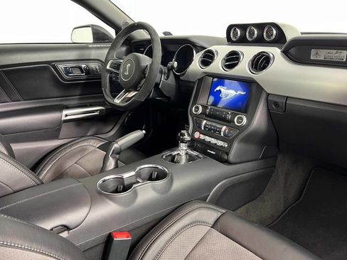 Used 2017 Ford Mustang GT Premium w/ Equipment Group 401A RWD image 20
