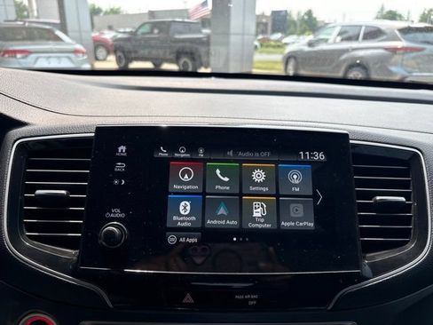 Used 2022 Honda Pilot Black Edition image 16