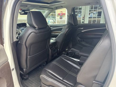 Used 2018 Acura MDX SH-AWD w/ Advance Package image 16