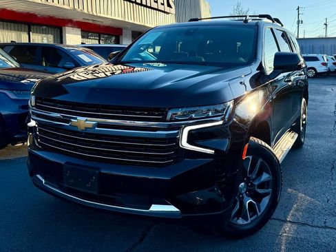 Used 2021 Chevrolet Tahoe LT w/ LT Signature Plus Package AWD/4WD image 1