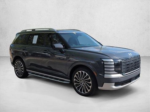 Used 2026 Hyundai Palisade Calligraphy image 3