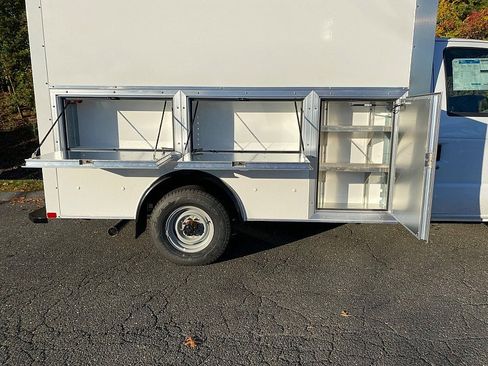 New 2026 Ford E-350 and Econoline 350 Super Duty w/ Power Equipment Group image 13