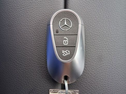 New 2026 Mercedes-Benz GLC 300 4MATIC image 28