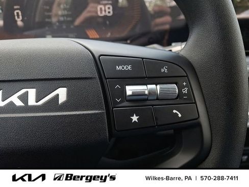 Certified 2025 Kia K4 FWD image 18