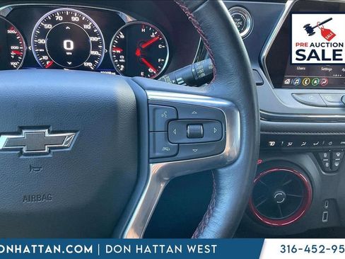 Used 2022 Chevrolet Blazer RS w/ Enhanced Convenience Package AWD/4WD image 4