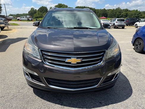Used 2016 Chevrolet Traverse LT FWD image 9