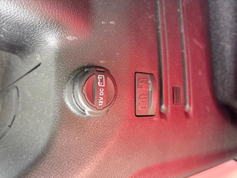 Used 2022 Jeep Wrangler Sahara w/ Cold Weather Group image 35